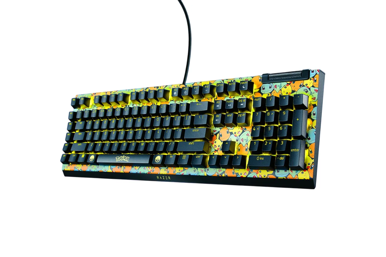 TECLADO RAZER BLACKWIDOW V4 X POKÉMON EDITION