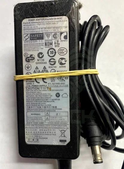 Cargador 19V - 2.1A